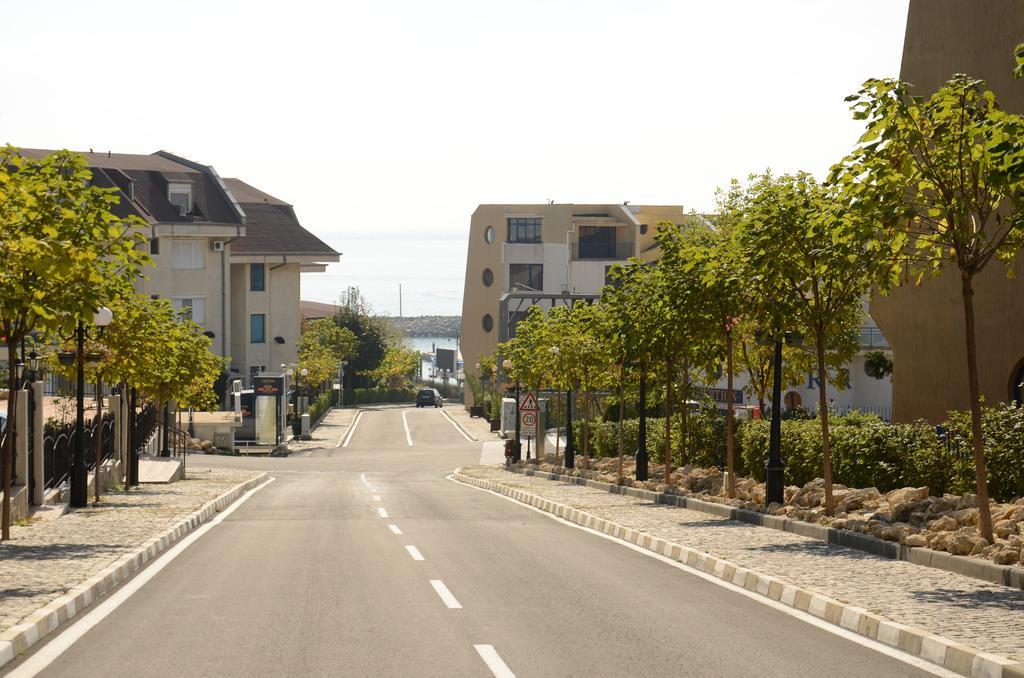 Apartments In Complex Chateau Nessebar Sveti Vlas Exterior photo